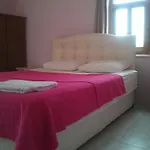 Hotel Mete 3*