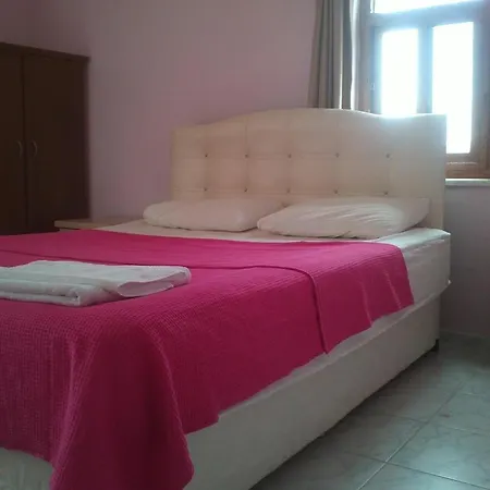 Hotel Mete 3*