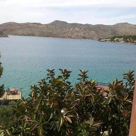 Hotel Mete 3*